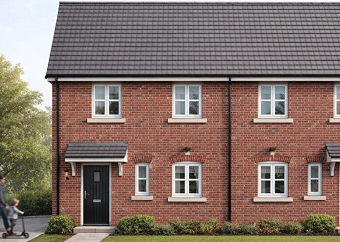 3 Bedroom Semi Detached House For Sale In Greensand Close, Potton, Sandy, SG19