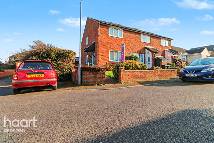2 Bedroom End Of Terrace House For Sale In Ullswater Close, Bedford, MK45