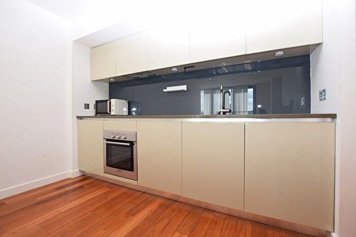 2 Bedroom Flat To Rent In City Lofts St. Pauls, Sheffield, S1