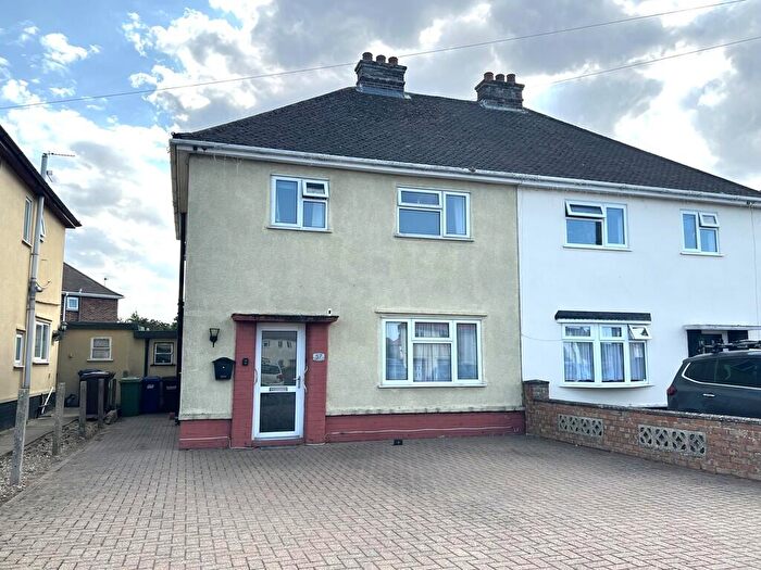 3 Bedroom Semi-Detached House For Sale In Westbourne Road, Chatteris, Cambs., PE16