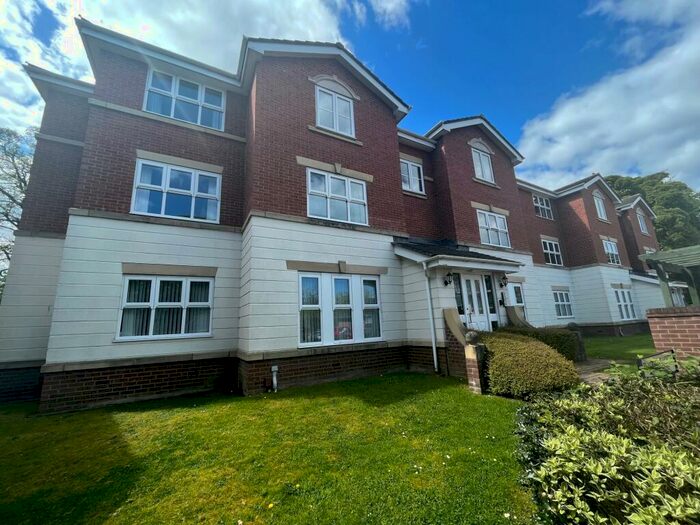 2 Bedroom Apartment To Rent In Belvedere Gardens, Benton, NE12