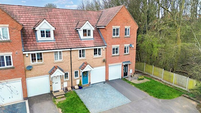 3 Bedroom Town House For Sale In Clementine Drive, Mapperley, Nottingham, NG3