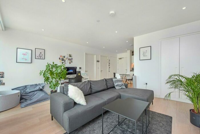 1 Bedroom Apartment To Rent In Kelson House, Schooner Road, Royal Wharf, E16