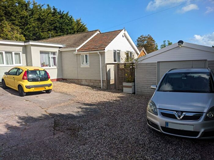 3 Bedroom Semi-detached Bungalow For Sale In Edenvale Road, Paignton, TQ3