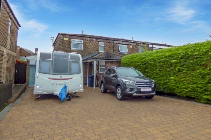 3 Bedroom Semi-Detached House To Rent In Hampton Close, Spondon, DE21