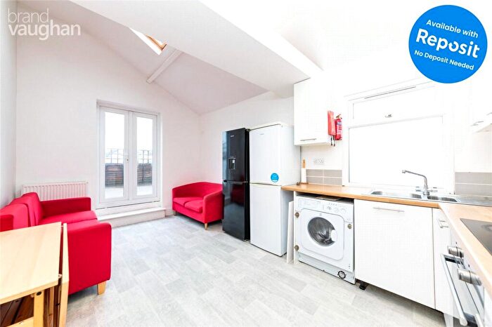 5 Bedroom Maisonette To Rent In Boundary Road, Hove, BN3