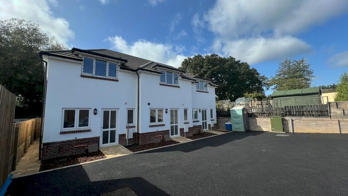 2 Bedroom Property To Rent In Herbert Avenue, Parkstone, Poole, BH12