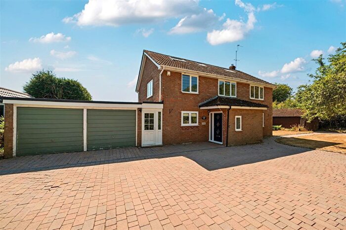 5 Bedroom Detached House For Sale In Spanish Green, Stratfield Turgis, Hook, RG27