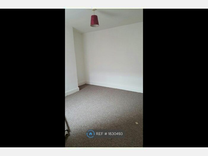 1 Bedroom Flat To Rent In Disraeli Street, Blyth, NE24