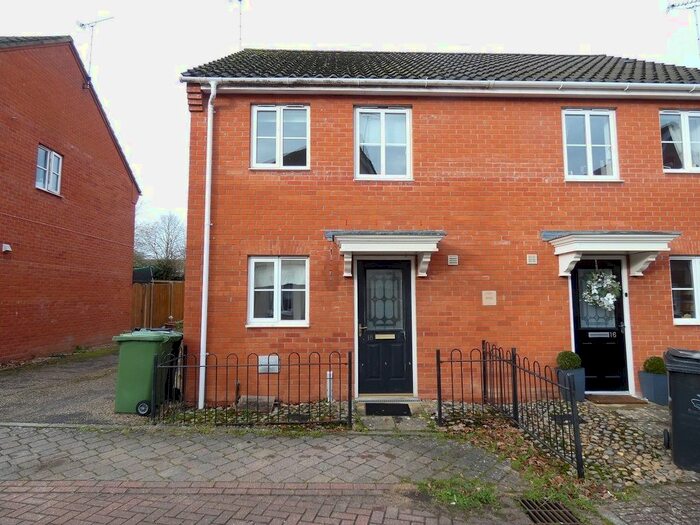 2 Bedroom Semi-Detached House To Rent In Pennycress Drive, Thetford IP24