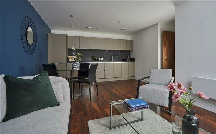 2 Bedroom Apartment To Rent In New Bridge Road Salford, M3