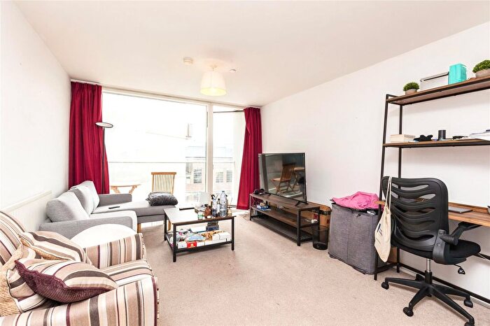 1 Bedroom Flat For Sale In Canal Street, Nottingham, NG1