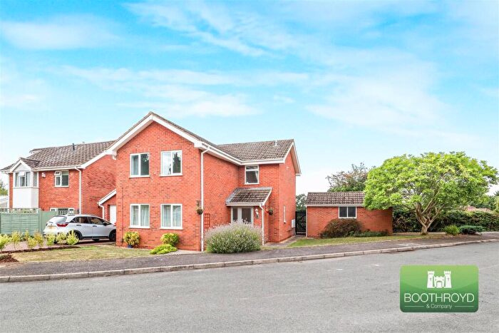 3 Bedroom Detached House For Sale In Frythe Close, Kenilworth, CV8