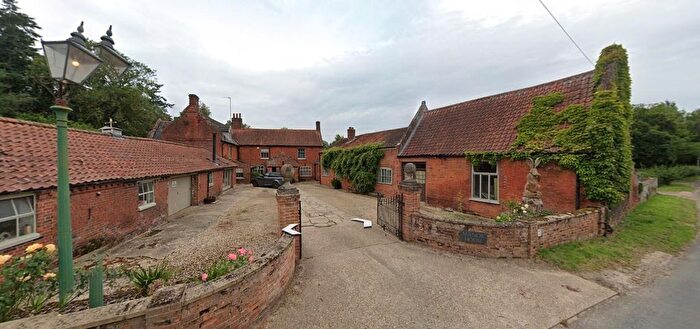 4 Bedroom Property To Rent In Bramerton Road, Surlingham, Norwich, NR14