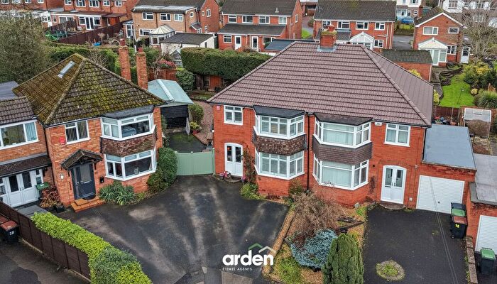 3 Bedroom Semi Detached House For Sale In Howard Avenue, Bromsgrove, B61