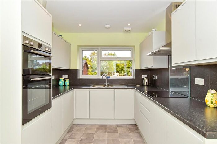 2 Bedroom Semi-Detached Bungalow For Sale In Bruce Grove, Wickford, Essex, SS11