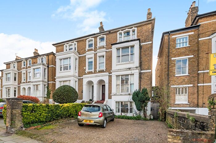 5 Bedroom Semi-detached House For Sale In Mount Ararat Road, Richmond, TW10