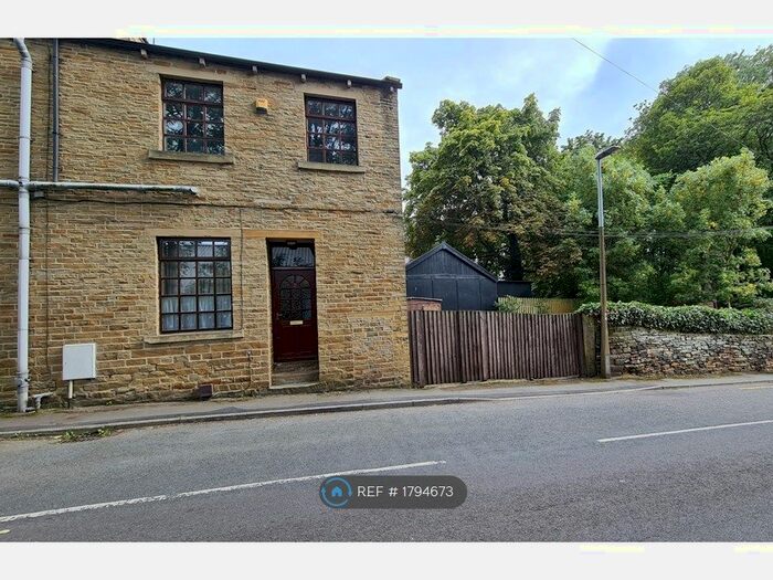 2 Bedroom Terraced House To Rent In Cliffe Lane, Cleckheaton, BD19