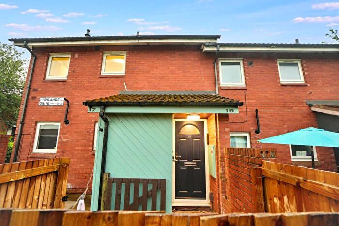 1 Bedroom Flat For Sale In Highlands Drive, Leeds, LS10