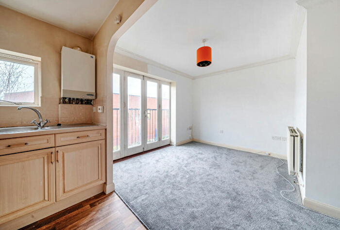 2 Bedroom Apartment For Sale In Station Road, Montpelier, Bristol, Somerset, BS6
