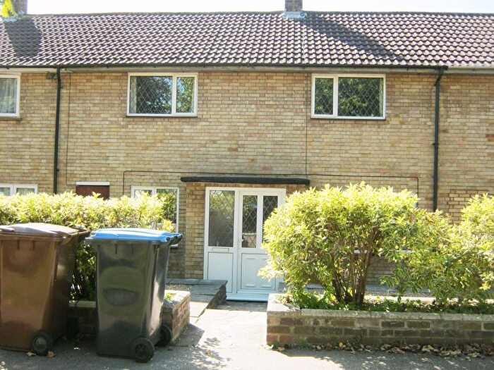 4 Bedroom Terraced House To Rent In Furzen Crescent, Hatfield, AL10