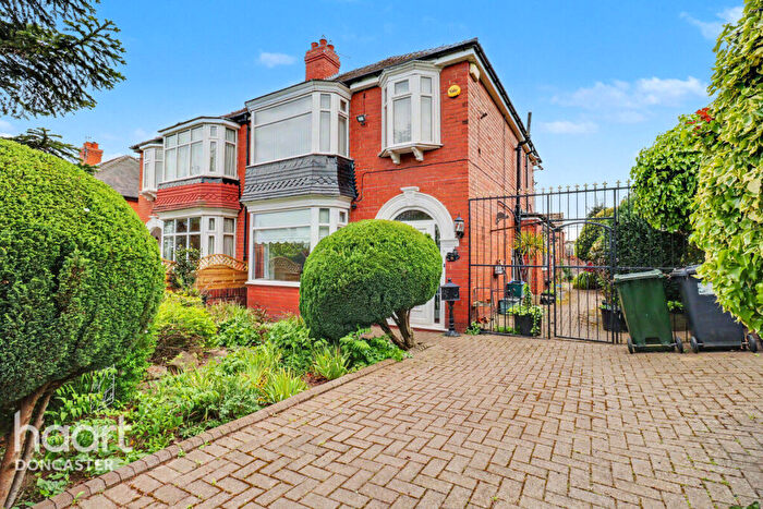 3 Bedroom Semi-Detached House For Sale In Sandall Rise, Wheatley Hills, Doncaster, DN2