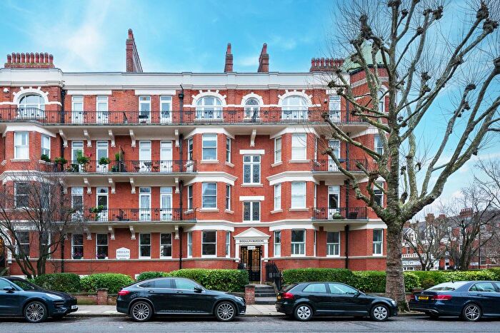 3 Bedroom Flat For Sale In Biddulph Mansions, London, W9