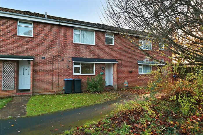 3 Bedroom Terraced House For Sale In Farnley, Goldsworth Park, Woking, Surrey, GU21