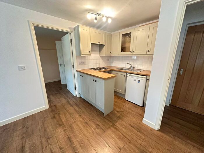 1 Bedroom Flat To Rent In Newlands, Daventry, NN11