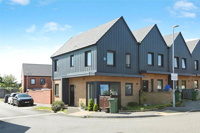 2 Bedroom End Of Terrace House For Sale In Jupiter Road, Milton Regis, Sittingbourne, Kent, ME10