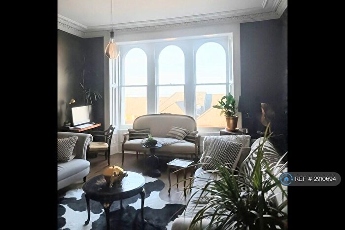 2 Bedroom Flat To Rent In Newport On Tay, Newport On Tay, DD6