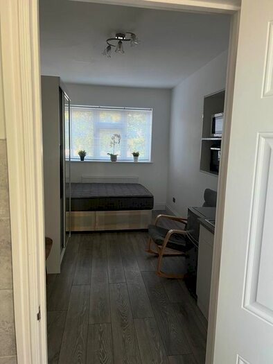 Studio To Rent In Coniston Road, Bromley, BR1
