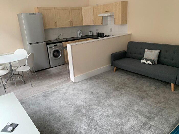 1 Bedroom Apartment To Rent In High Street, Gravesend, Kent, DA11