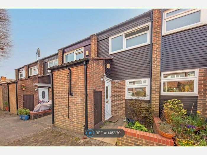 3 Bedroom Terraced House To Rent In Fulwood Walk, London, SW19