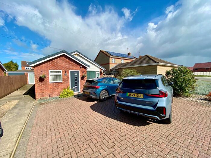 2 Bedroom Bungalow For Sale In Drybread Road, Whittlesey, Cambridgeshire, PE7