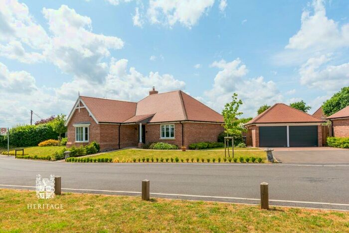 4 Bedroom Detached Bungalow For Sale In Turner Mews, Coggeshall, CO6