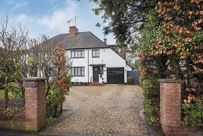 4 Bedroom Semi Detached House For Sale In Sonning, Reading, RG4