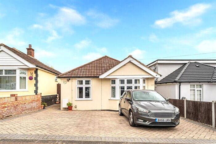 2 Bedroom Bungalow For Sale In Boscombe Avenue, Grays, RM17