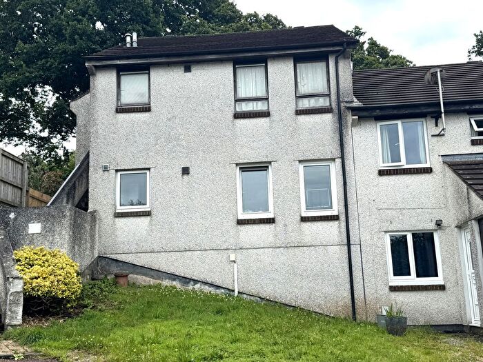 Studio To Rent In Redruth Close, Plymouth, Devon, PL5