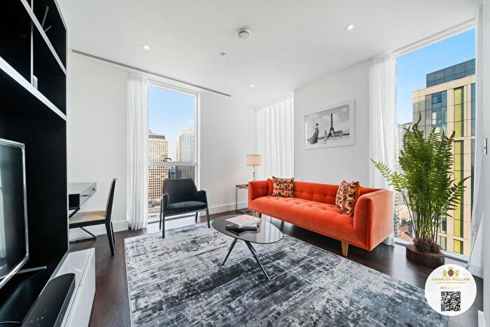 3 Bedroom Apartment To Rent In Flat, Maine Tower, Harbour Way, London, E14