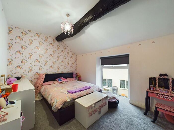 3 Bedroom Terraced House For Sale In Terrace Road, Chapel-En-Le-Frith, SK23