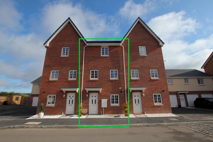 4 Bedroom Terraced House For Sale In Milfraen View, Brynmawr, NP23