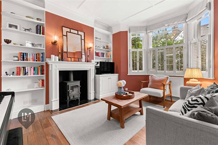 3 Bedroom Property For Sale In Bridgford Street, London, SW18