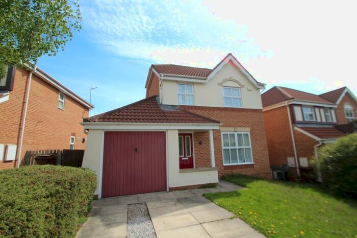 3 Bedroom Detached House To Rent In Woodlea Park, Meanwood, LS6