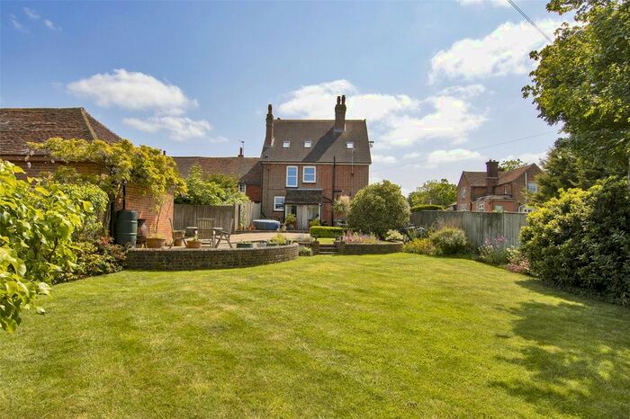 5 Bedroom Semi-Detached House For Sale In Crook Road, Brenchley, Tonbridge, Kent, TN12