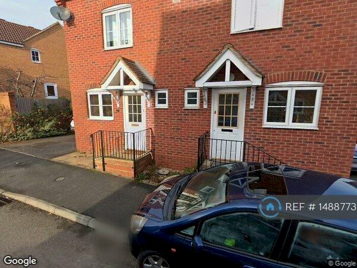 3 Bedroom Semi-Detached House To Rent In Stone Close, Wellingborough, NN8