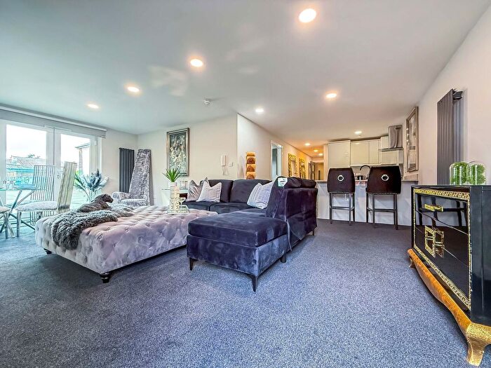 2 Bedroom Flat For Sale In Hall Street, Southport, PR9