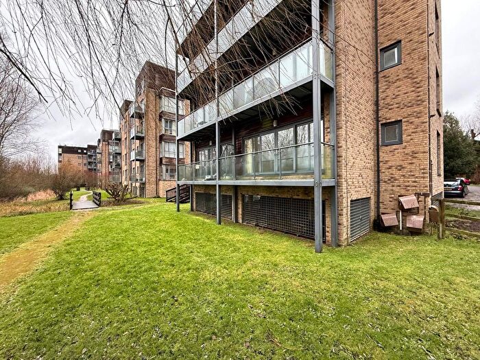 2 Bedroom Flat To Rent In Pepys Court, Cambridge, Cambridgeshire, CB4