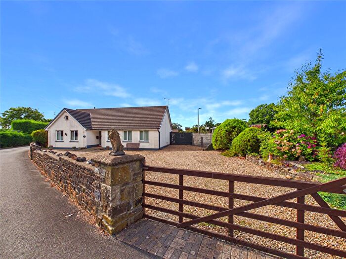 3 Bedroom Bungalow For Sale In Parc Y Deri, Station Road, Clynderwen, Pembrokeshire, SA66