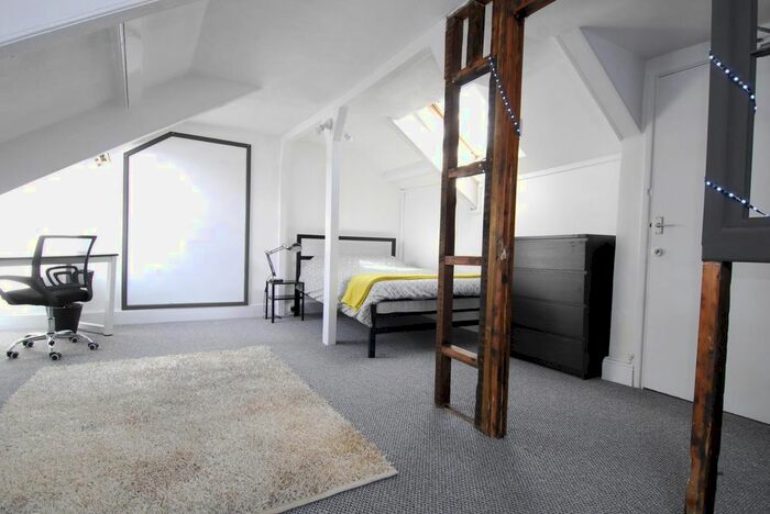 6 Bedroom Property To Rent In Baring Street, Plymouth, PL4